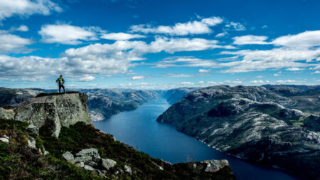 Hiking guide: The Norwegian fjords